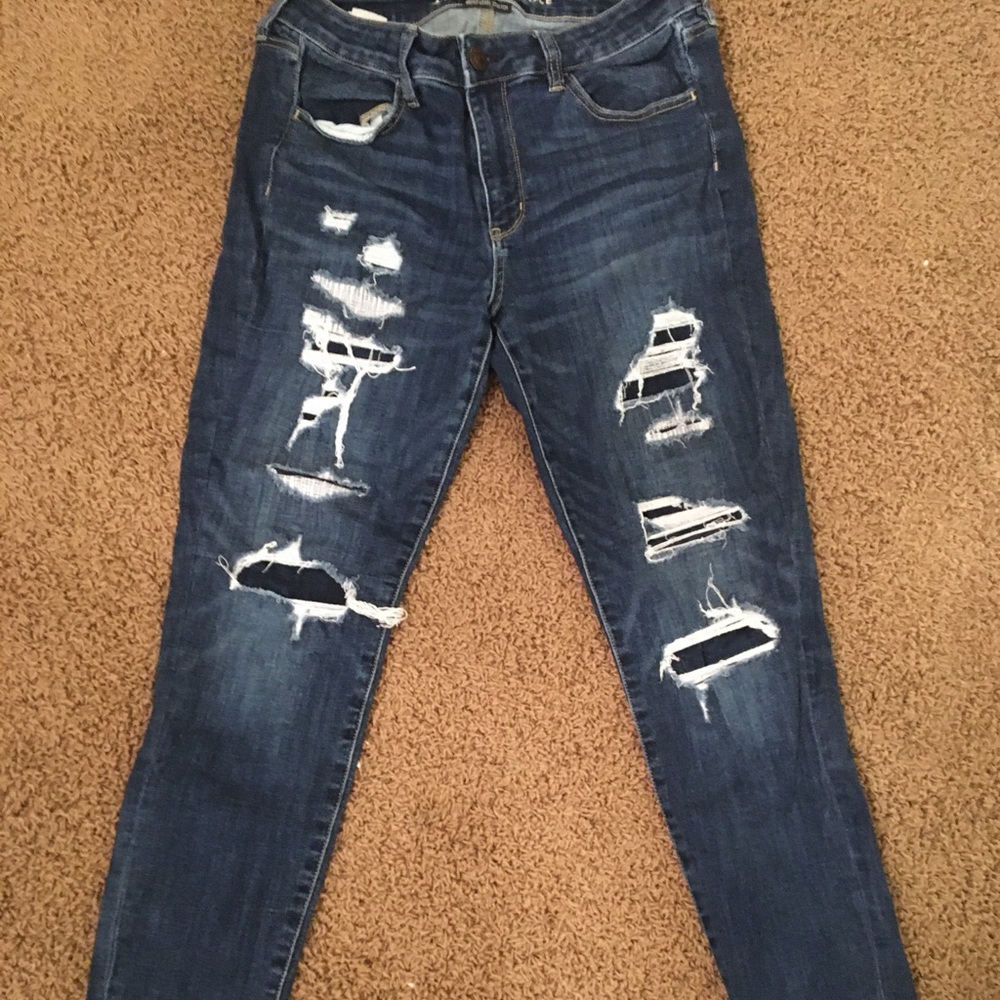 American eagle ripped jeans